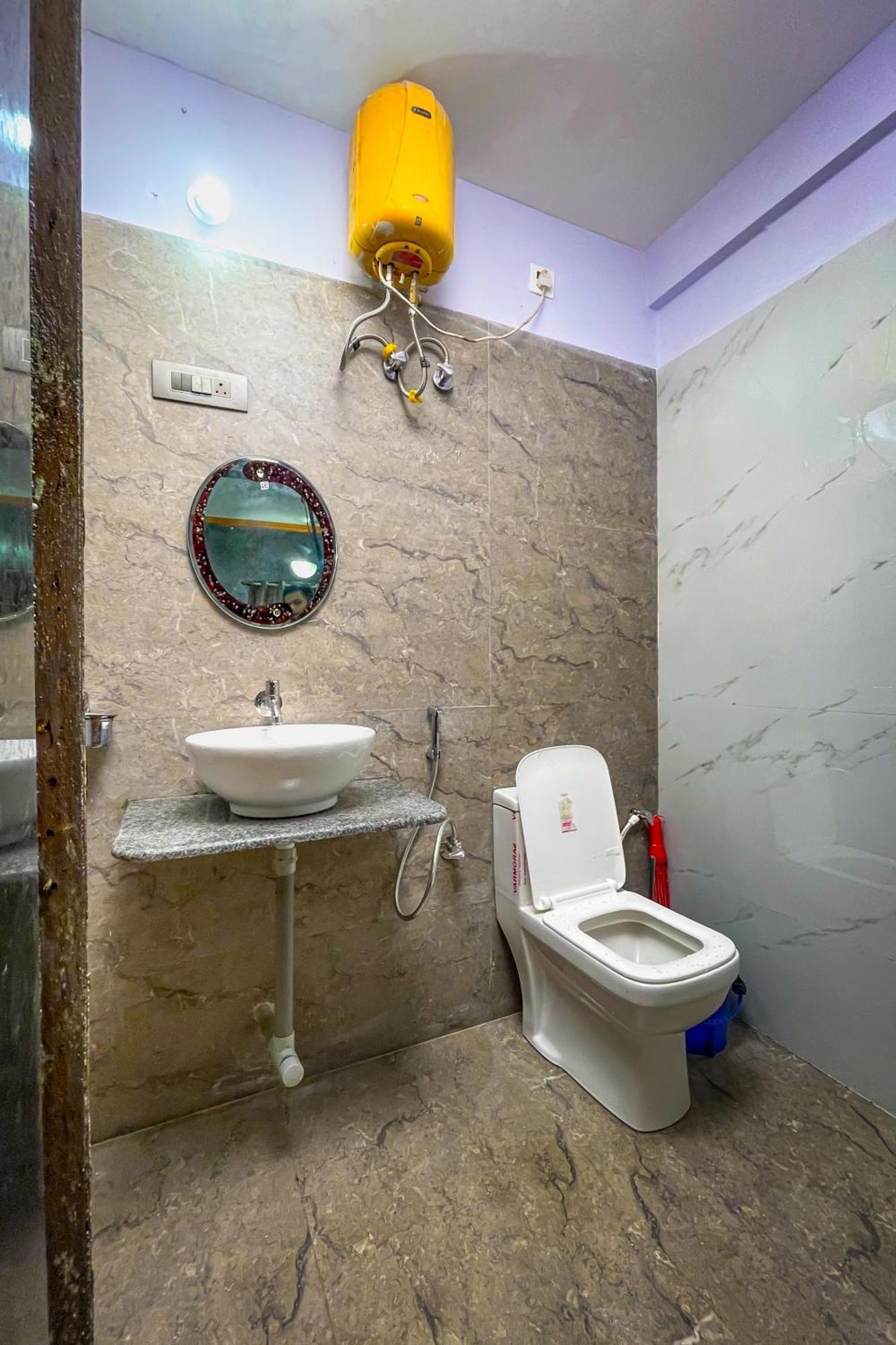 Bbn Serviced Apartment Calangute Oda fotoğraf