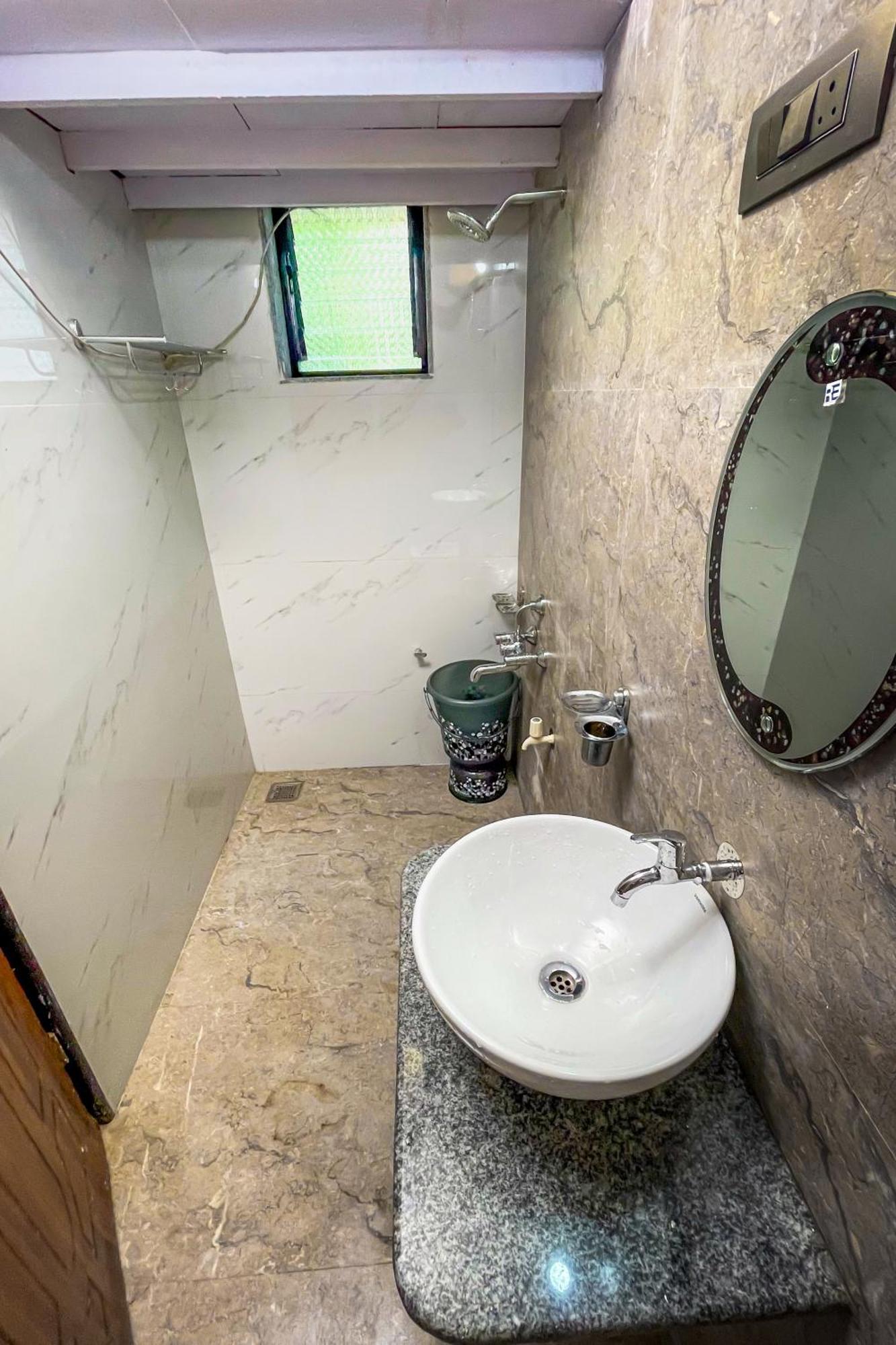 Bbn Serviced Apartment Calangute Oda fotoğraf